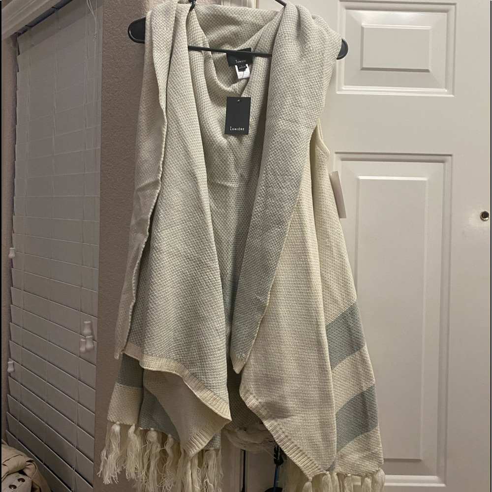 Brand New Sweater Cardigan wrap